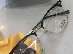 -华彬眼镜专业渐进配镜(潘家园店)