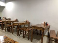 大堂-阿姨小肉摊(同济西苑店)
