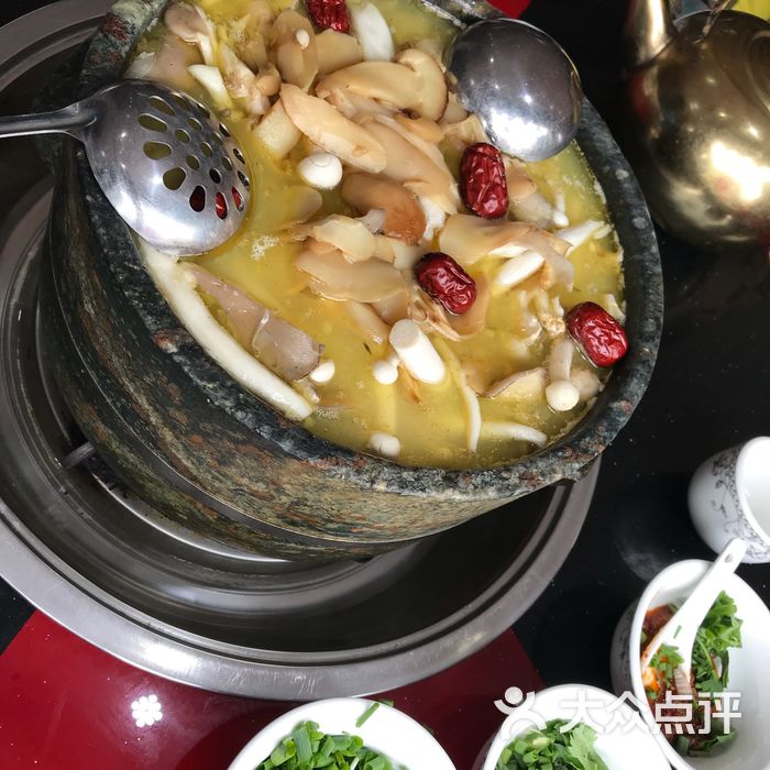 南渝食府.石锅鸡