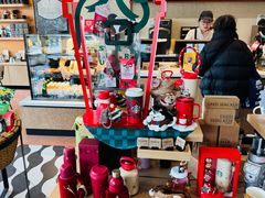 -星巴克臻选(莘庄仲盛店)