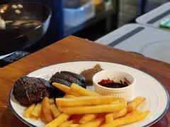 -羽深肉铺 Steak & Wine