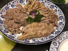 盐水鹅-陈记菜馆·非遗淮扬菜·始于1988(东关街教场店)