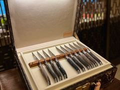 -罗宾斯牛排馆(重庆丽晶酒店)