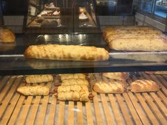 -Dough&Joe团憩(瑞虹天地月亮湾店)