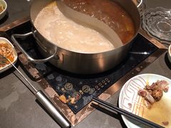 -捞王锅物料理(上海世茂广场店)