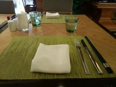 -华邑酒店·鲜艳全日自助餐厅