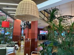 -刘姐啤酒鱼民族演艺餐厅(西街总店)