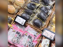 -来伊份(仙霞路五店)