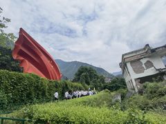 -四川汶川特大地震漩口中学遗址