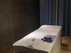 -佳影巨幕影城(萝岗香雪锐丰广场店)