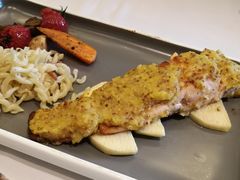 香煎柠檬籽芥末酱三文鱼-西部牛排(京华城店)