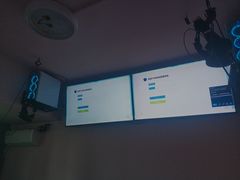 -VR间客漫虚拟现实体验馆(汉街店)