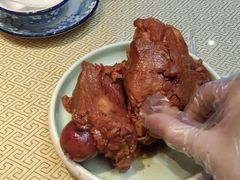 酱骨棒-东北哈尔滨酱骨头馆房掌柜铁锅炖