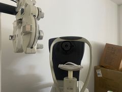 -浮光眼镜·蔡司视觉合作·数字验配中心(陆家嘴店)