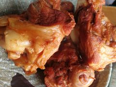 -95号酱骨·一块豆腐(展春园西路店)