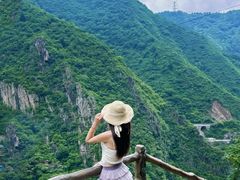 -汉中石门栈道景区