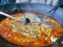 招牌地锅鱼-丹水桥地锅鱼·翘嘴鲌·地方特色全鱼宴(丹江口大坝店)