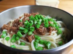 素椒杂酱面-左撇子私房面