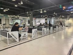 -极限PLAY运动娱乐新世界·团建派对潮玩休闲馆·室内蹦极高空游乐园