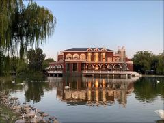 -银树楼(紫玉山庄东区店)