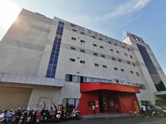 -嗨翻Hi-Fun竞技主题乐园·蹦床亲子生日轰趴(国光1937店)