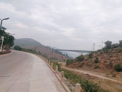 -元江连续刚构世界第一高桥景区