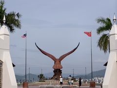 -巨鹰广场