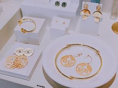 -LADY FAFA(巨鹿路陕西南路路口店)