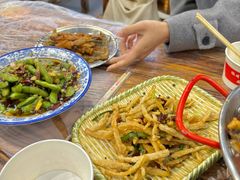 -江城燕子大排档(江汉路步行街店)