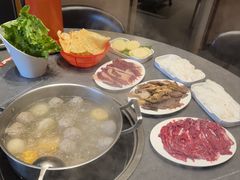 牛肉火锅排骨汤底-贵宾牛·潮汕牛肉火锅(珠池总店)
