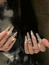 -QHOUSE美甲美睫