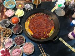 -星鸿社重庆老火锅(燃灯寺分店)