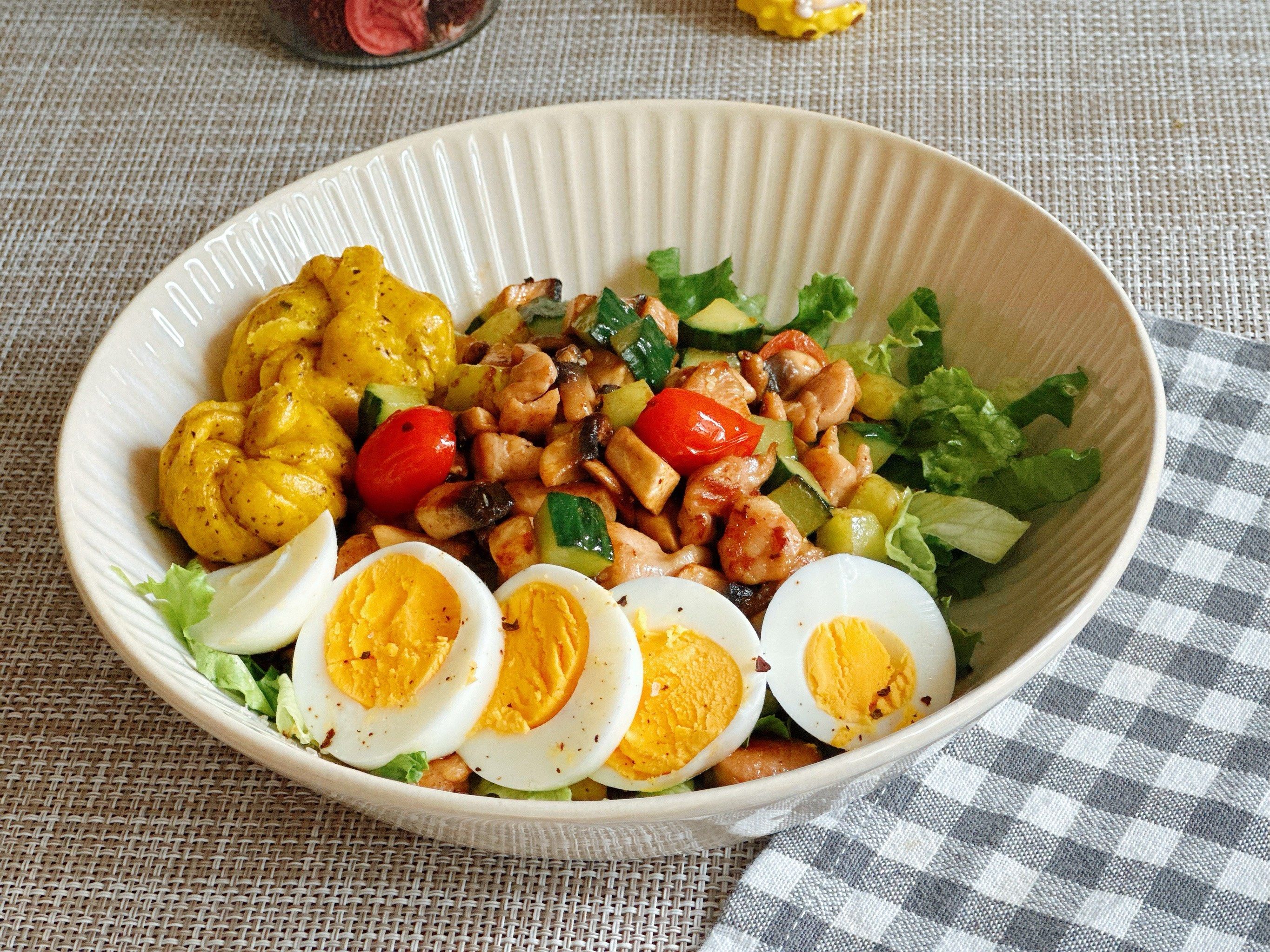 一日三餐人间烟火简单而美味 #低卡低脂餐 #早餐打卡 每天都尽心的做