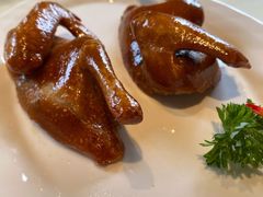 烤乳鸽-利苑酒家(金宝店)