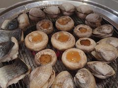 -围炉肉舍•炭烤活鳗•丹东海鲜烤肉(步行街店)