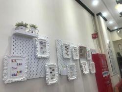 -进巍美甲美睫店