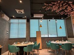 -匠心牛公馆·潮汕牛肉海鲜火锅(索菲特店)
