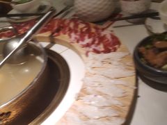 -牛人日志·鲜牛肉骨汤火锅(万科里瑧店)