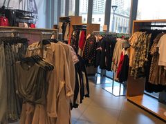 -H&M(鹏欣水游城店)