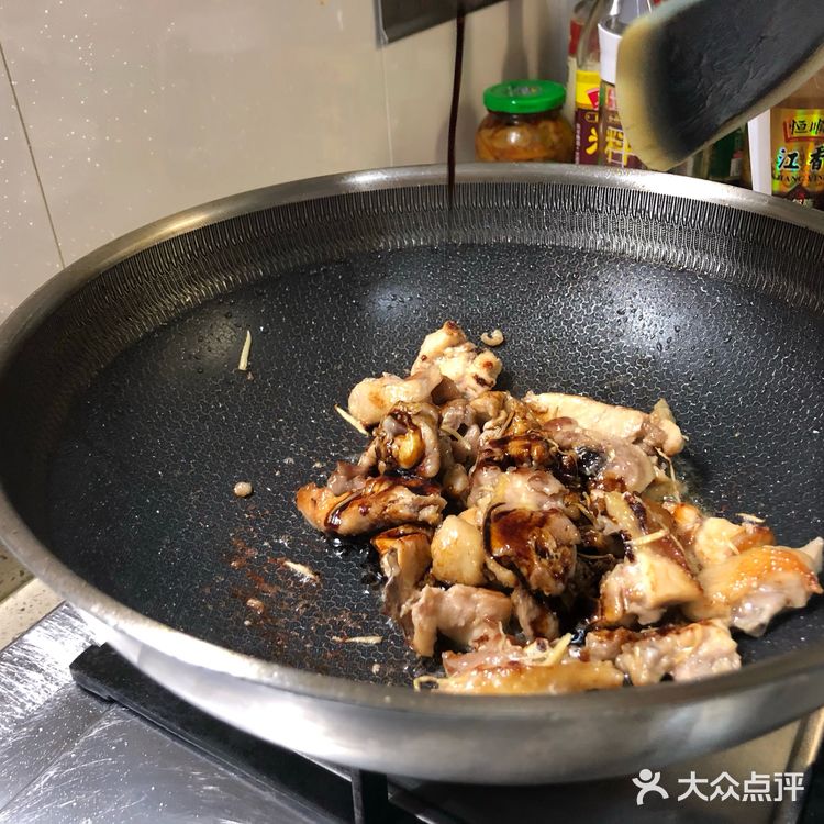 焗鸡块，营养丰富，又简单易做哦！