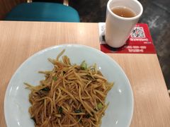 -宏状元现熬粥·京味菜(黄寺大街店)