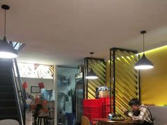 大堂-食爺炭炉鸡煲·烧烤