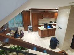 -三亚湾海居铂尔曼度假酒店