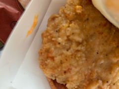 -麦当劳(上海虹桥站30B检票口楼上)