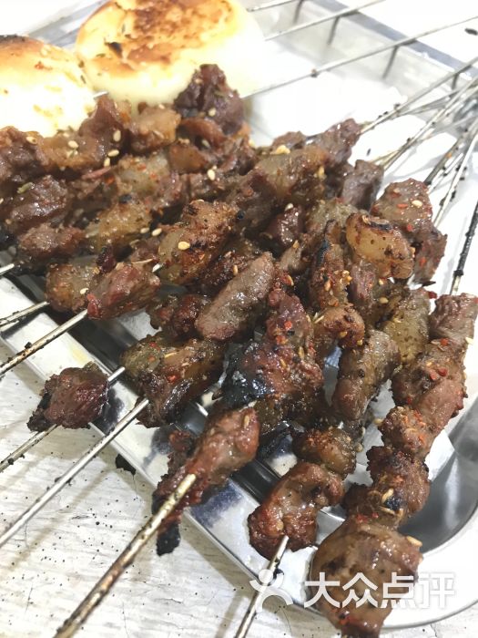 大尾巴羊肉串肉串图片 - 第1张