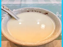 现磨豆浆-老前童小吃(北明程路店)