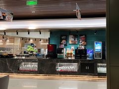 -金马门国际美食百汇(珞喻路店)