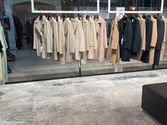 -Max Mara(燕莎奥特莱斯店)