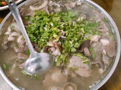 -小杨翘脚牛肉