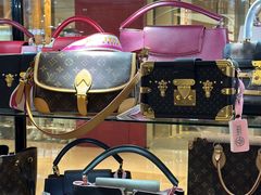 -宝龙城(杭州滨江店)